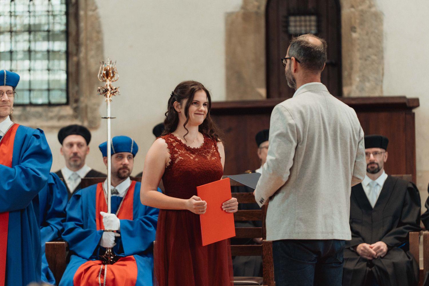 Eliška Paulíková Wins Award for Outstanding Master's Thesis!